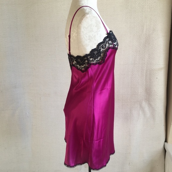 SOLD SOLD SOLD VTG RARE 90s Victoria’s Secret S Satin Lace Nightgown Pink Slip - Picture 7 of 16